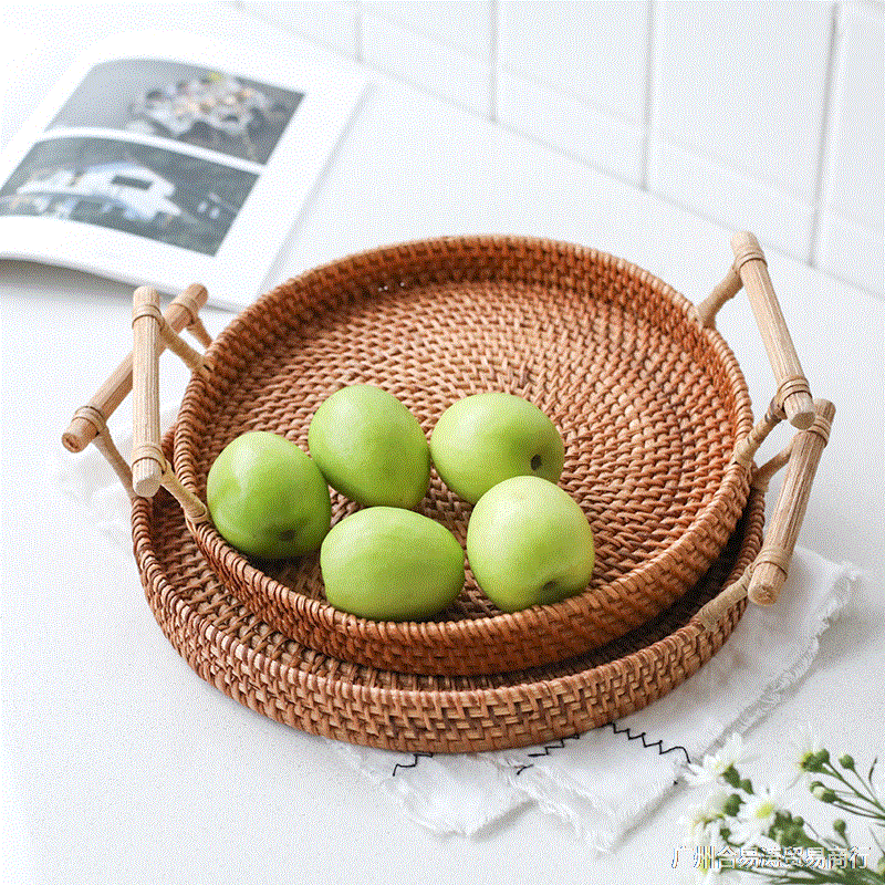 Panier en rotin fait main