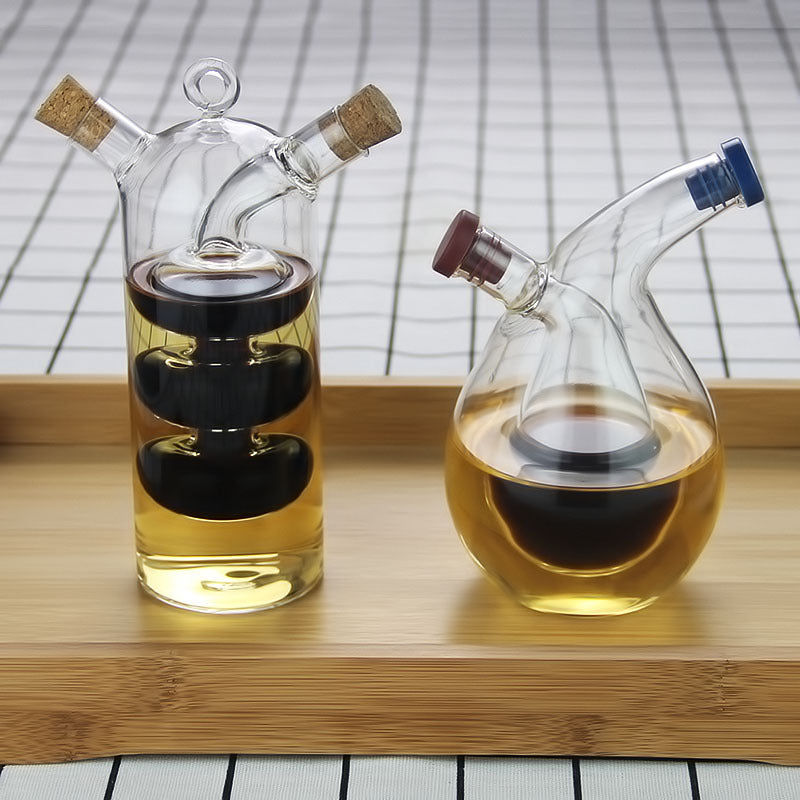 Huile et vinaigre en verre