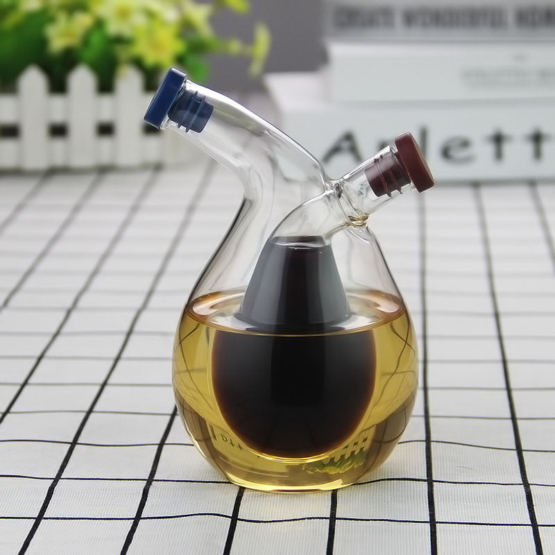 Huile et vinaigre en verre