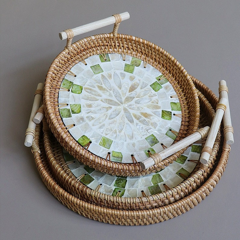 Rattan-Muschel in Tiefseefarbe