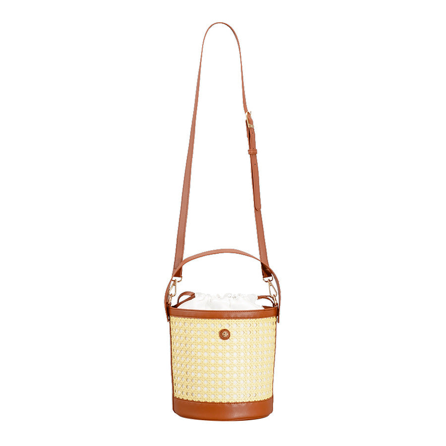 Handgewebte hohle Rattan-Eimertasche