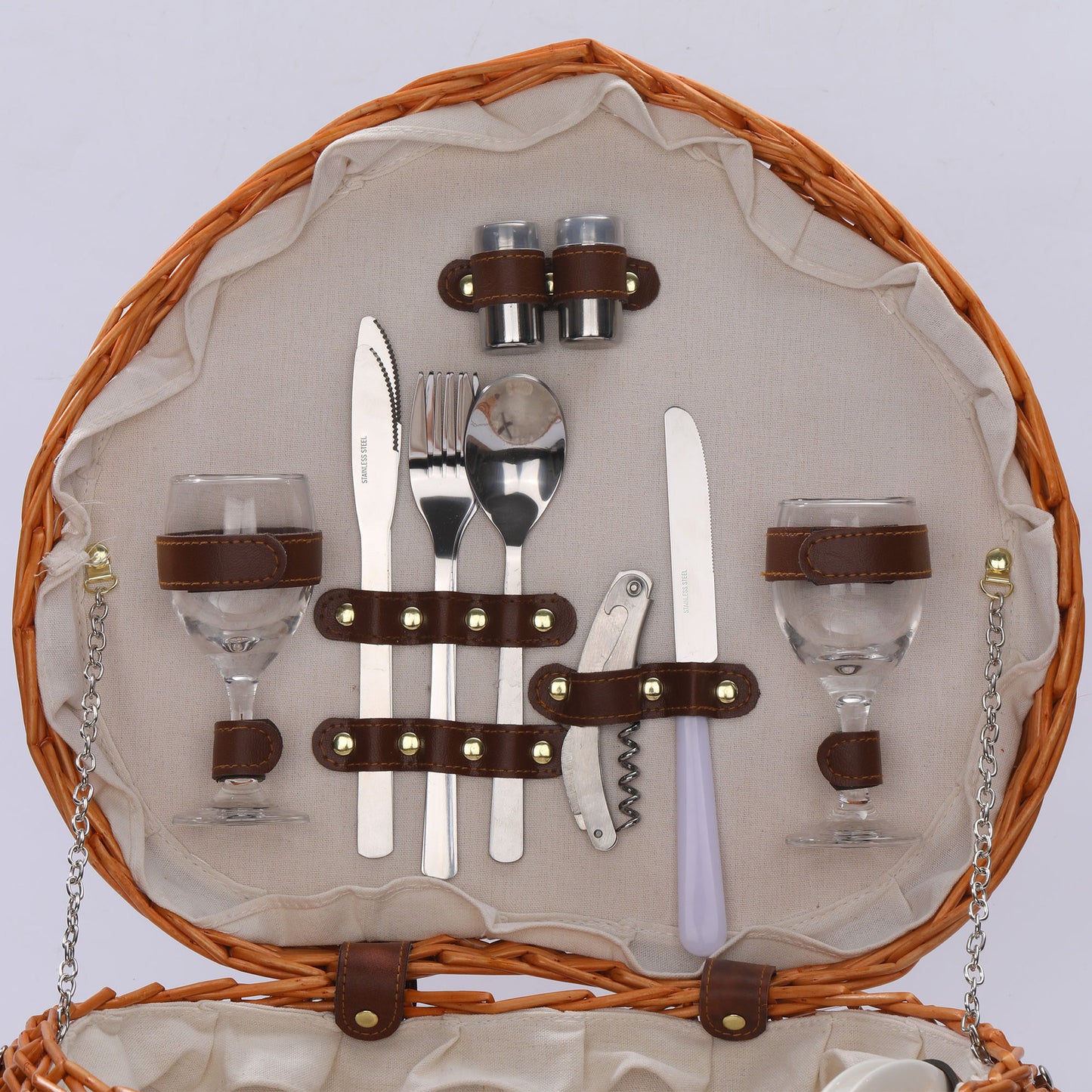 Panier de pique-nique en forme de cœur en rotin pour couverts d'extérieur