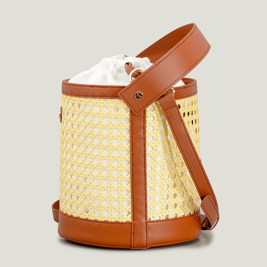 Handgewebte hohle Rattan-Eimertasche