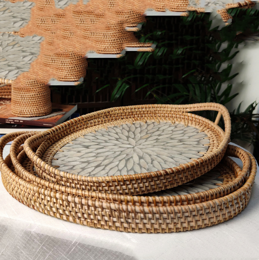 Rattan-Muscheltablett und Platte